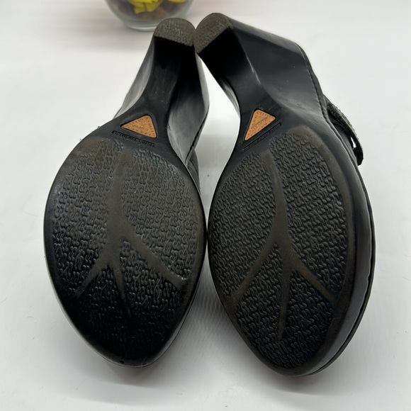 Born Black Leather Mule Heeled Clog Size 9 CM6883E - Picture 6 of 8